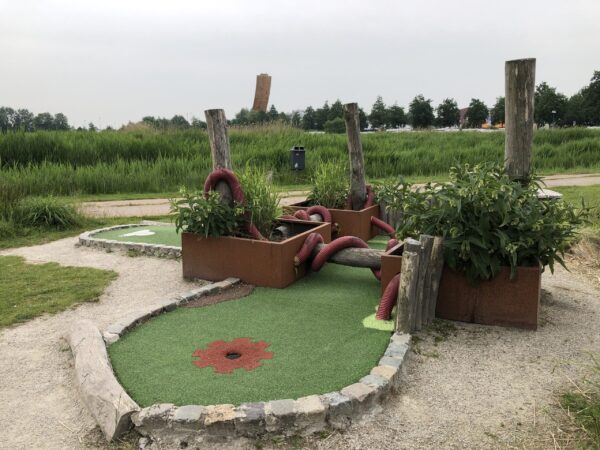 Adventure minigolf Kardinge Groninge: leuke buitenactiviteiten met kinderen