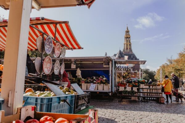 Groninger Markten. Vismarkt. Door Stella Dekker.